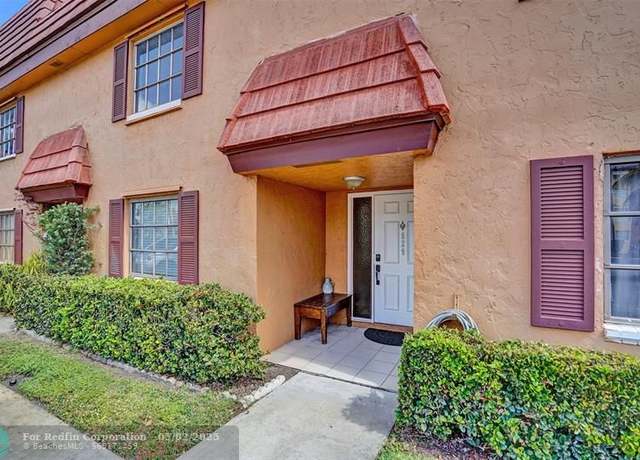 Property at 929 NW 45th St #929, Deerfield Beach, FL 33064, 3 beds, 2 baths