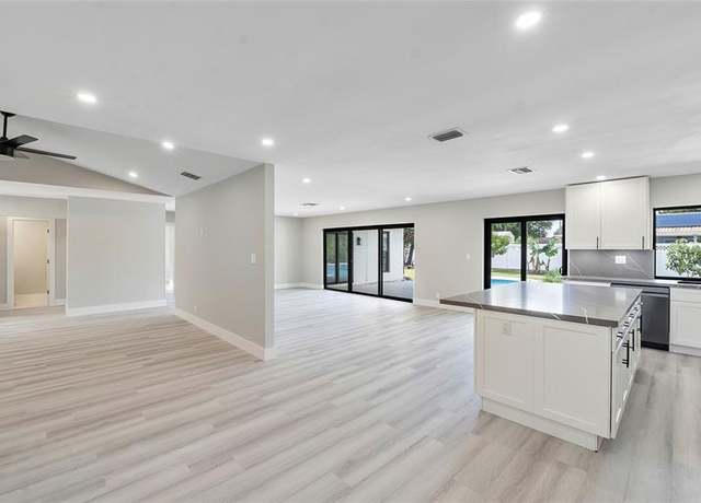 Property at 1024 NW 83rd Dr, Coral Springs, FL 33071, 3 beds, 2 baths