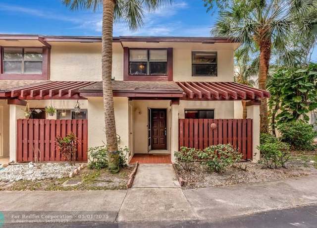 Property at 3725 Carambola Cir #2824, Coconut Creek, FL 33066, 3 beds, 2.5 baths