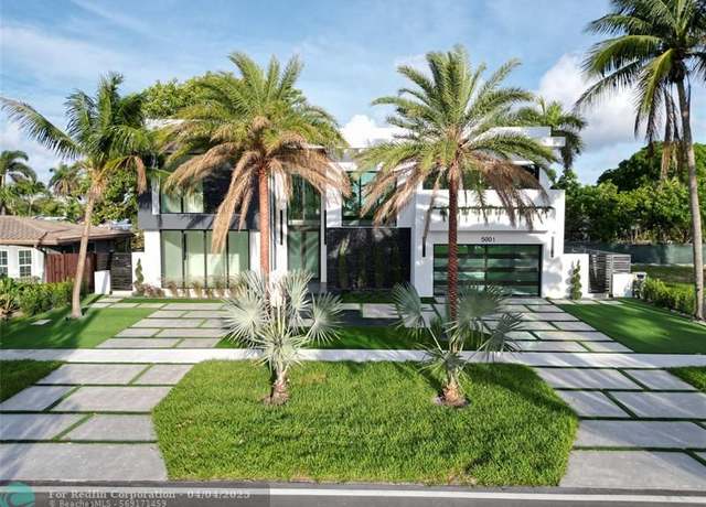 Property at 5001 NE 27th Ave, Lighthouse Point, FL 33064, 4 beds, 4.5 baths