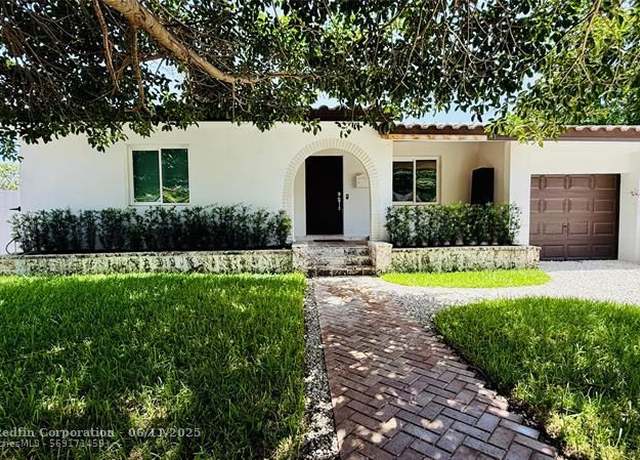Property at 6820 SW 32nd St, Miami, FL 33155, 4 beds, 3 baths