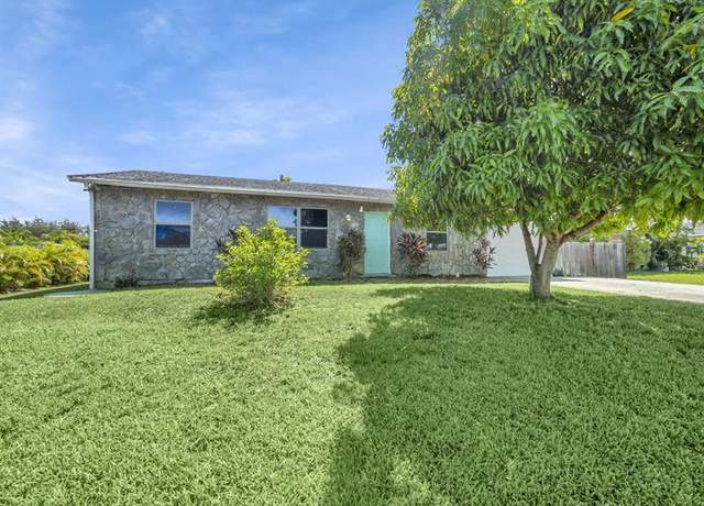 Property at 1757 SE Aires Ln, Port St. Lucie, FL 34984, 4 beds, 2 baths