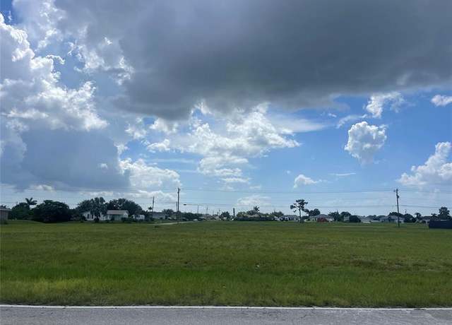 Property at 2616 Santa Barbara Blvd, FL 33993