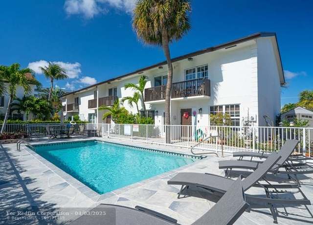Property at 1917 NE 3rd St #114, Deerfield Beach, FL 33441, 2 beds, 2.5 baths