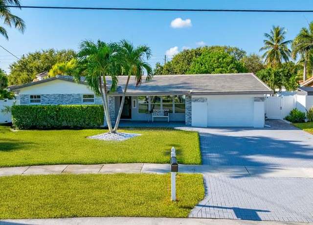 Property at 2640 NE 50th St, Lighthouse Point, FL 33064, 3 beds, 2 baths