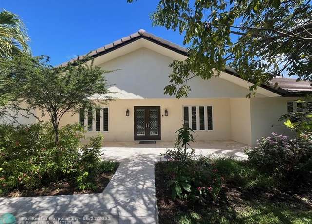 Property at 3560 NE 30th Ave, Lighthouse Point, FL 33064, 4 beds, 3 baths