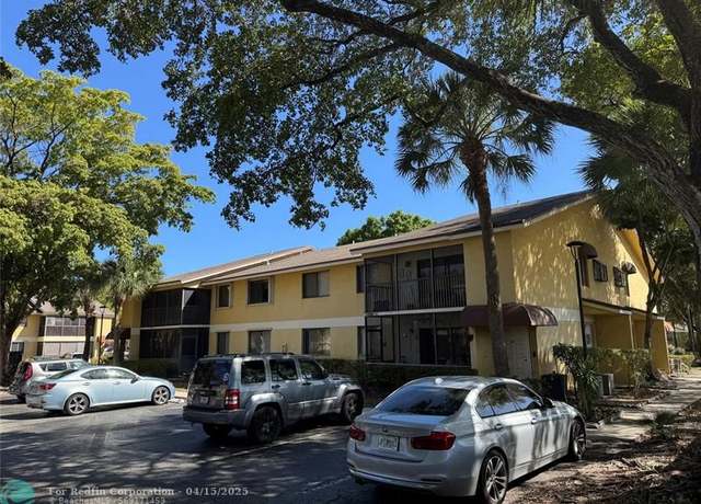 Property at 3059 N Oakland Forest Dr #102, Oakland Park, FL 33309, 2 beds, 1 bath