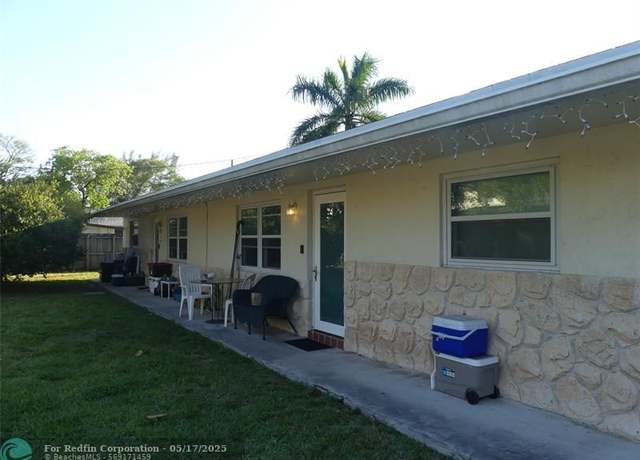 Property at 3296 SW 44th St, Fort Lauderdale, FL 33312, 4 beds, 2 baths