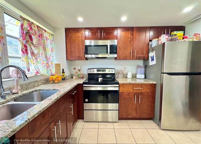 Property at 2251 NW 41st Ave #103, Lauderhill, FL 33313, 1 bed, 1 bath