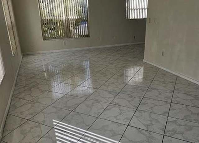 Property at 670 SW 28th Ter, Fort Lauderdale, FL 33312, 5 beds, 3 baths