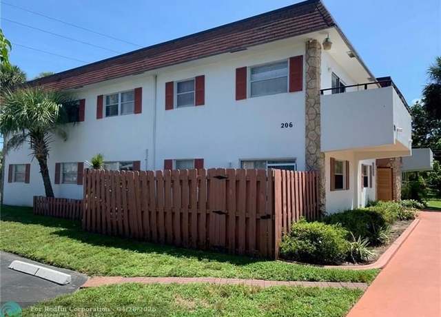 Property at 206 SW 1st St Unit J-4, Pompano Beach, FL 33060, 2 beds, 2 baths