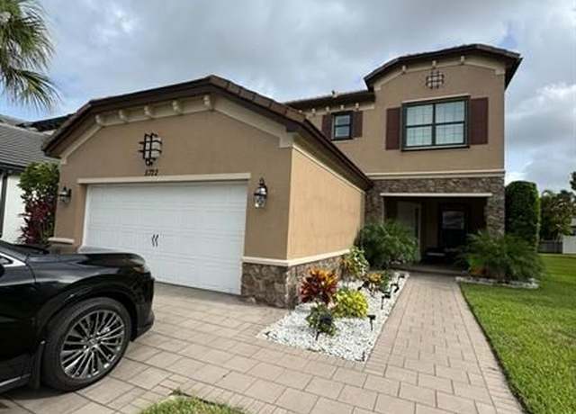 Property at 5722 Sandbirch Way, FL 33463, 5 beds, 3 baths