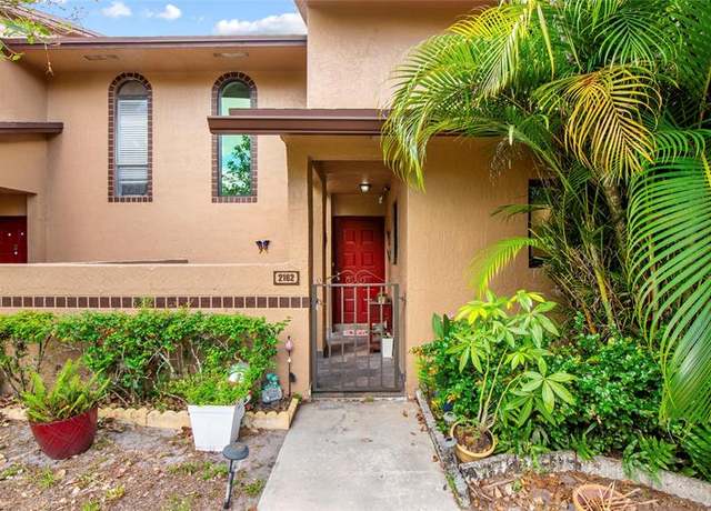 Property at 2162 NW 39th Ave Unit B-17, Pompano Beach, FL 33066, 2 beds, 2.5 baths