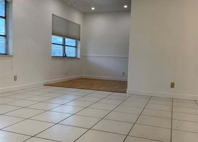 Property at 1300 N 17th Ave #206, Hollywood, FL 33020, 2 beds, 1.5 baths
