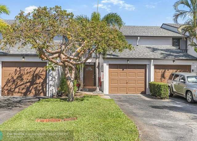 Property at 4761 NW 2nd Ave #310, Boca Raton, FL 33431, 2 beds, 2.5 baths
