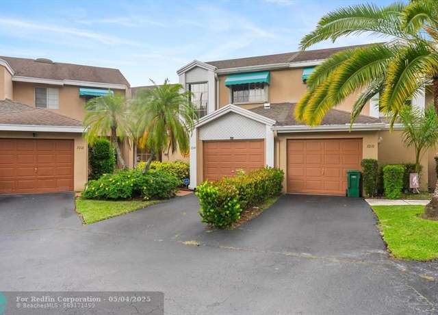 Property at 7214 Woodmont Way #7214, Tamarac, FL 33321, 3 beds, 2.5 baths