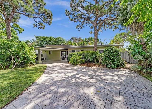 Property at 2732 NE 15th Ter, Wilton Manors, FL 33334, 3 beds, 2 baths