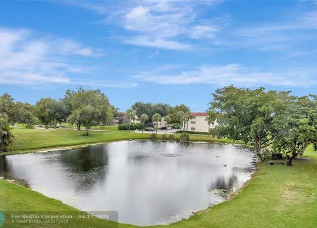 Property at 800 S Hollybrook Dr #302, Pembroke Pines, FL 33025, 2 beds, 2 baths