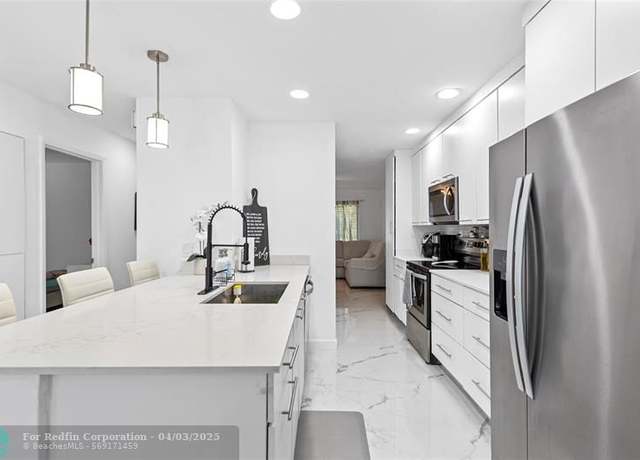 Property at 12050 NW 33rd St, Coral Springs, FL 33065, 3 beds, 2 baths
