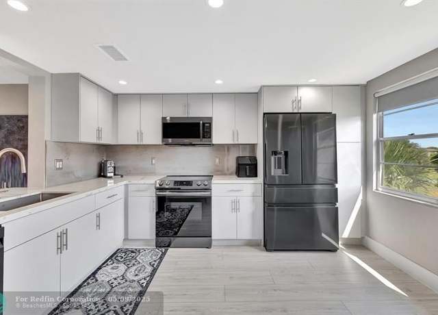 Property at 3203 Portofino Pt Unit O4, Coconut Creek, FL 33066, 2 beds, 2 baths