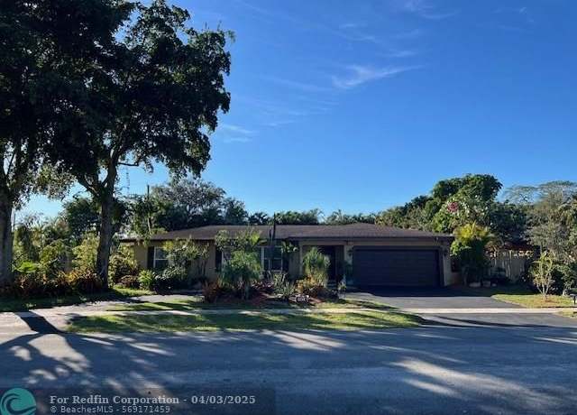 Property at 561 NW 75th Ave, Plantation, FL 33317, 4 beds, 2 baths