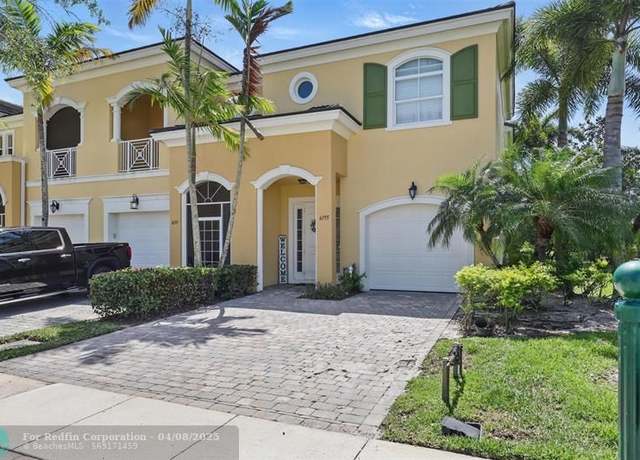 Property at 6195 NW Helmsdale Way, Port St. Lucie, FL 34983, 3 beds, 2.5 baths