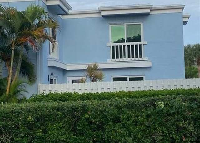 Property at 1010 NE 8th Ave Unit 19D, Delray Beach, FL 33483, 2 beds, 2 baths