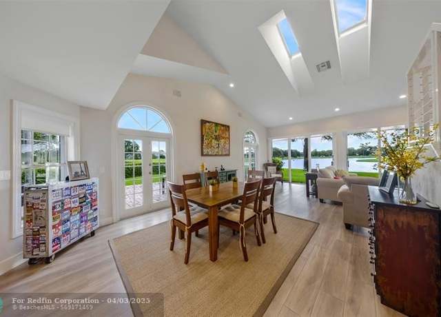 Property at 4113 Carriage Dr Unit Q1, Pompano Beach, FL 33069, 3 beds, 3 baths