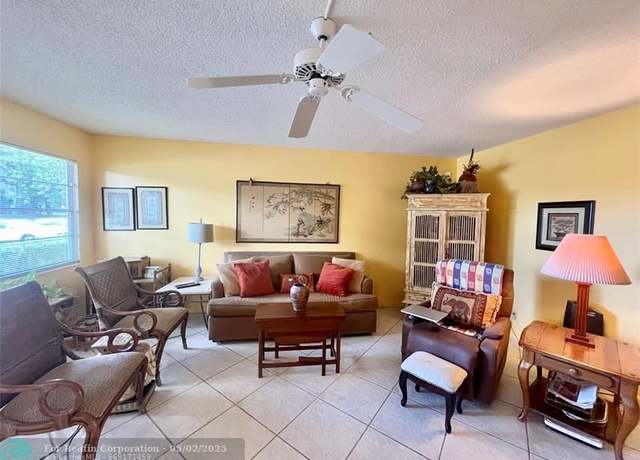 Property at 1090 Harwood F #1090, Deerfield Beach, FL 33442, 2 beds, 1.5 baths