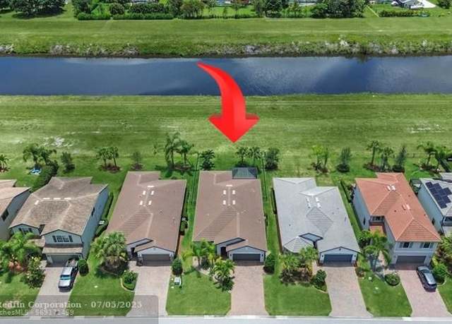 Property at 788 SE Villandry Way, Port St. Lucie, FL 34984, 4 beds, 3 baths