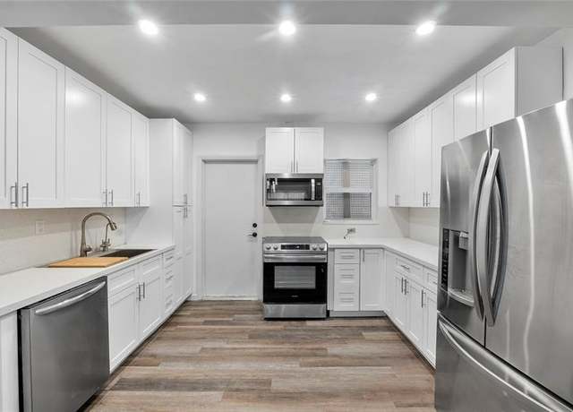 Property at 6751 Cypress Rd #204, Plantation, FL 33317, 2 beds, 2 baths