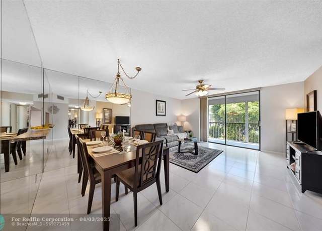 Property at 5250 Las Verdes Cir #317, Delray Beach, FL 33484, 2 beds, 2 baths