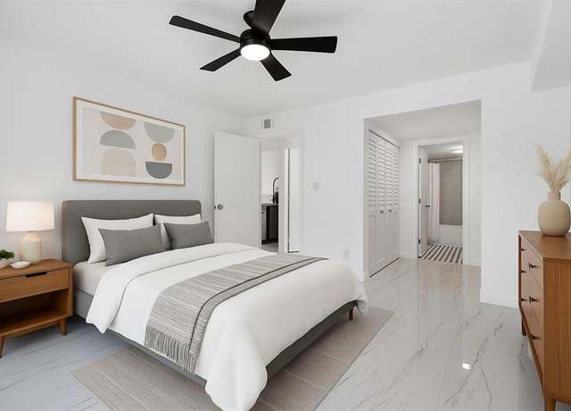 Property at 560 S Park Rd Unit 26-7, Hollywood, FL 33021, 2 beds, 2 baths