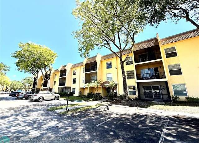 Property at 480 NW 20th St #2110, Boca Raton, FL 33431, 2 beds, 2 baths