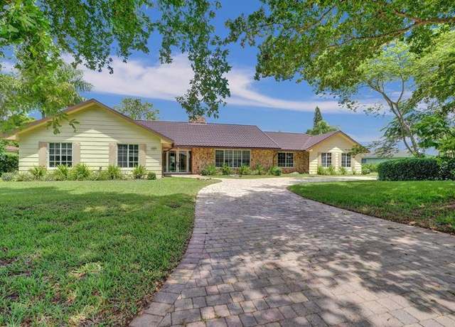 Property at 11140 NW 26th Dr, Coral Springs, FL 33065, 4 beds, 4 baths