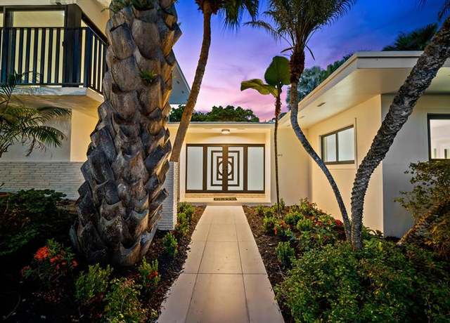 Property at 13845 SW 73rd Ct, Palmetto Bay, FL 33158, 4 beds, 3 baths