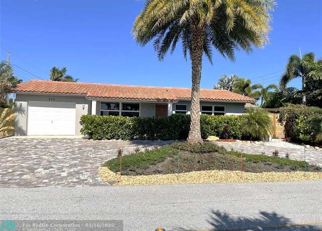 Property at 240 SE 15th Ave, Pompano Beach, FL 33060, 3 beds, 2 baths