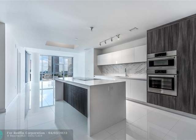 Property at 851 NE 1st Ave #1912, Miami, FL 33132, 3 beds, 4 baths