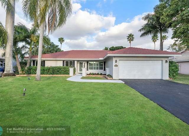 Property at 1811 NW 110th Ter, Coral Springs, FL 33071, 4 beds, 2 baths