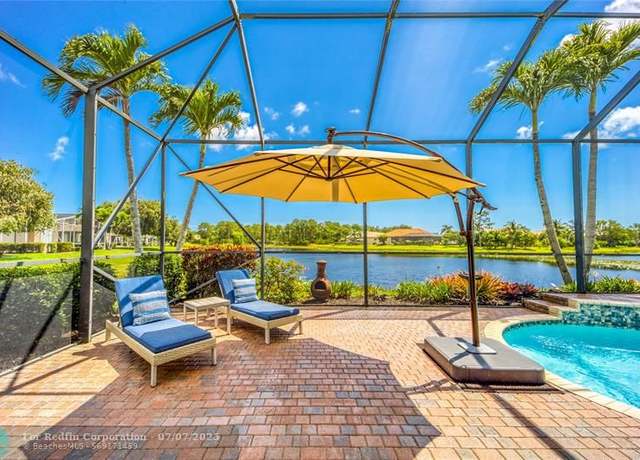 Property at 6945 SE Bay Hill Dr, Stuart, FL 34997, 3 beds, 3 baths