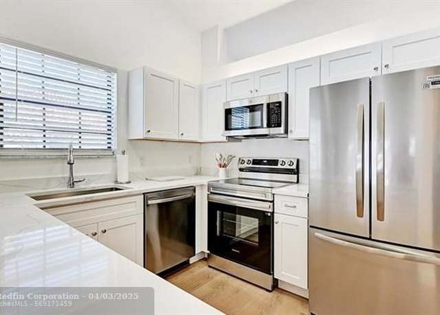 Property at 810 Congressional Way #810, Deerfield Beach, FL 33442, 2 beds, 2 baths