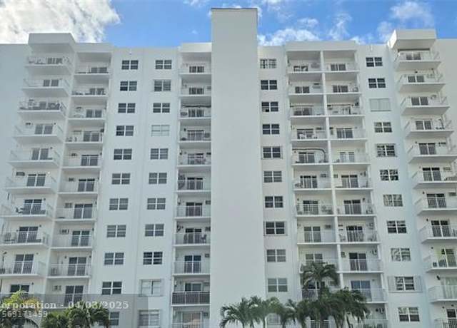 Property at 200 S Birch Rd #121, Fort Lauderdale, FL 33316, 2 beds, 1 bath