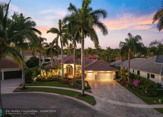 Property at 317 Windmill Palm Ave, Plantation, FL 33324, 5 beds, 4.5 baths