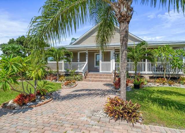 Property at 7290 17th St SW, Vero Beach, FL 32968, 3 beds, 2.5 baths