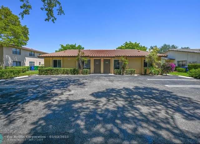 Property at 10833 NW 45th St, Coral Springs, FL 33065, 8 beds, 8 baths