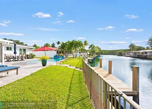 Property at 2817 NW 9th Ter, Wilton Manors, FL 33311, 3 beds, 2 baths