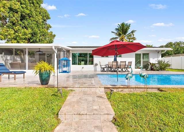 Property at 2817 NW 9th Ter, Wilton Manors, FL 33311, 3 beds, 2 baths