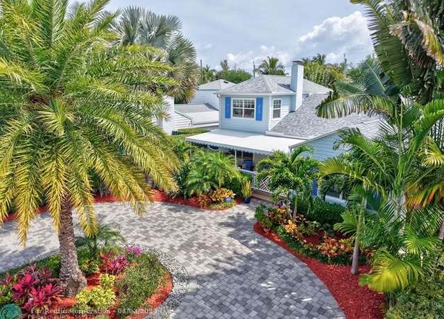Property at 728 N Lakeside Dr, Lake Worth, FL 33460, 3 beds, 3 baths