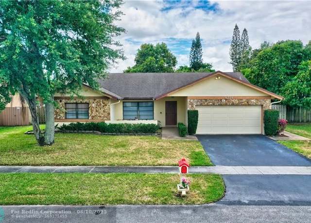 Property at 8221 NW 49th St, Lauderhill, FL 33351, 3 beds, 2 baths