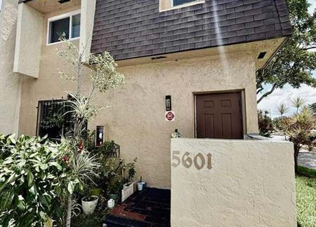 Property at 5601 Blueberry Ct #157, Lauderhill, FL 33313, 3 beds, 2.5 baths